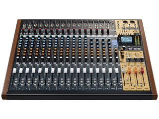 TASCAM タスカム Model 24 24トラックレコーディングミキサー_2