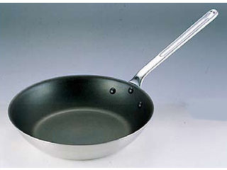 AKAO アカオアルミ ＤＯＮ ＦＣフライパン ２４ｃｍの通販は 7,260円