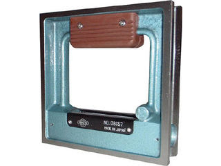 TRUSCO/トラスコ中山 【代引不可】角型精密水準器 A級 寸法150X150 感度0.02 TSL-A1502の通販は 92,468円