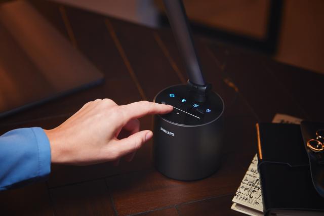 PHILIPS フィリップス Darwin DSK603　デスクライト_4