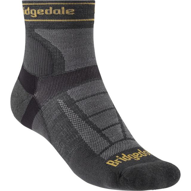 (取寄) ブリッジデール トレイル ラン ウルトラライト T2 メリノ パフォーマンス 3/4 クルー ソック Bridgedale Trail Run Ultralight T2 Merino Performance 3/4 Crew Sock Gunl