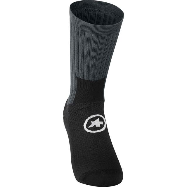 (取寄) アソス トレイル ソックス T3 Assos TRAIL Socks T3 Torpedo Greyの通販は