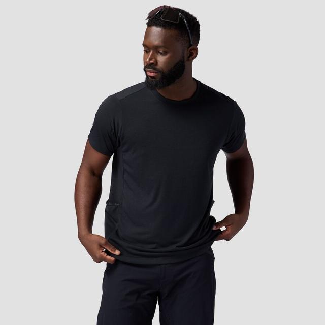 (取寄) バックカントリー メンズ スリックロック ドライリリース テック Tシャツ - メンズ Backcountry men Slickrock Drirelease Tech T-Shirt - Men's Black