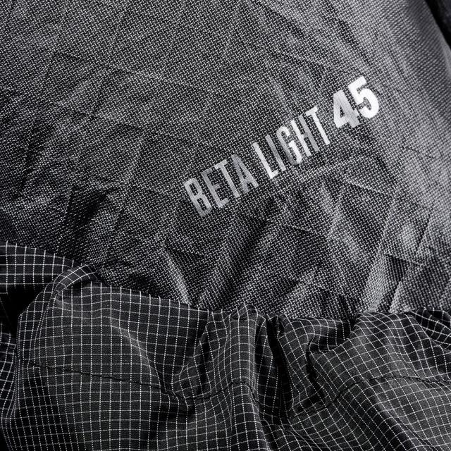 取寄) ブラックダイヤモンド ベタライト 45 バックパック Black