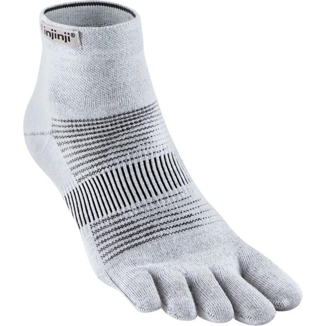 (取寄) インジンジ ラン ライトウェイト ミニ-クルー ソック Injinji Run Lightweight Mini-Crew Sock Grayの通販は 5,314円