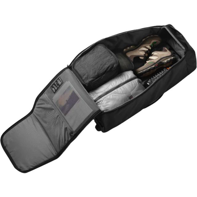 取寄) Db ハガー 60L ローラー バッグ Db Hugger 60L Roller Bag Black Out