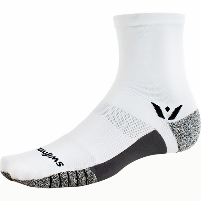 (取寄) スウィフトウィック フライト Xt ミッドクルー ソック Swiftwick Flite XT Mid-Crew Sock Whiteの通販は