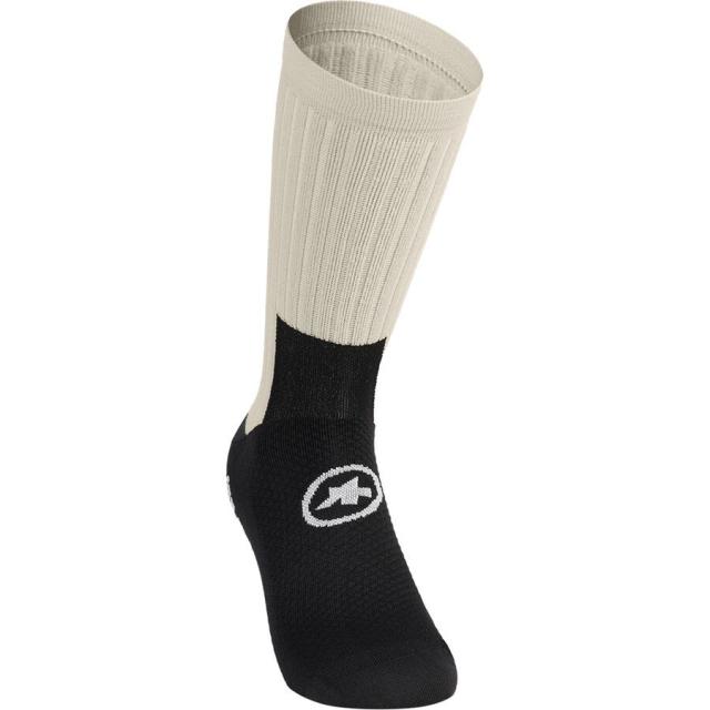 (取寄) アソス トレイル ソックス T3 Assos TRAIL Socks T3 Moon Sandの通販は 6,441円