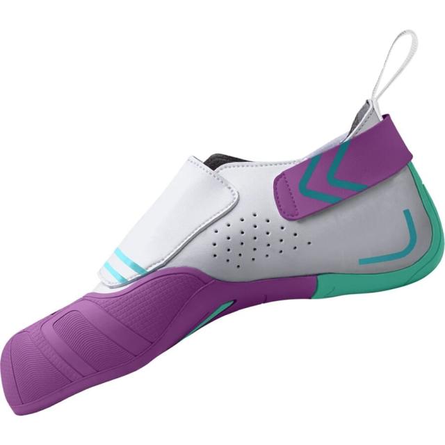 (取寄) マッドロック キッズ マッド モンキー 3 クライミング シューズ - キッズ Mad Rock kids Mad Monkey III Climbing Shoe - Kids' White/Grape/Teal Blueの通販は