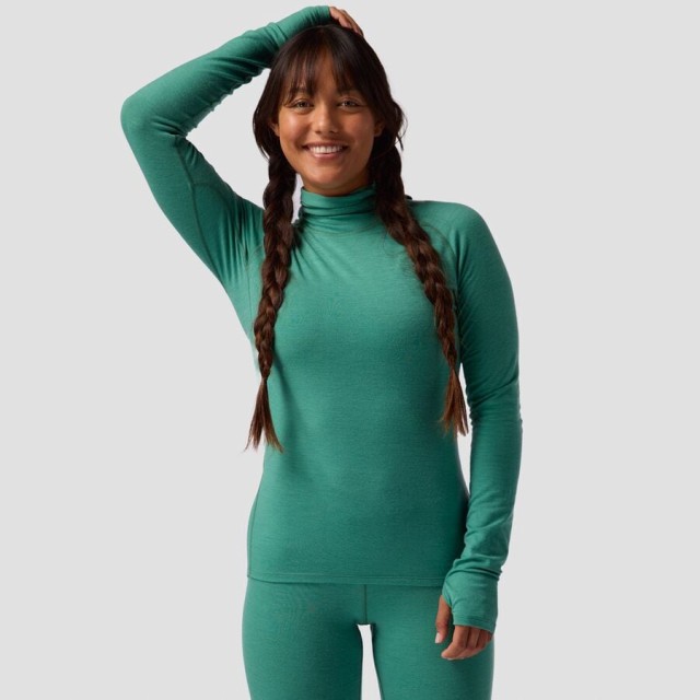 (取寄) バックカントリー レディース メリノ ライトウェイト バラクラバ ベースレイヤー— トップ - ウィメンズ Backcountry women Cedars Merino Lightweight Balaclava Baselayer Top - Women's Gearhead Greenの通販は