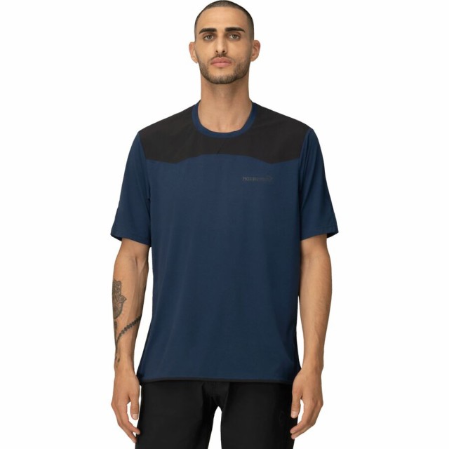 (取寄) ノローナ メンズ シーボットン イコライザー テック T-シャツ - メンズ Norrona men Skibotn Equaliser Tech T-Shirt - Men's Indigo Nightの通販は 26,780円