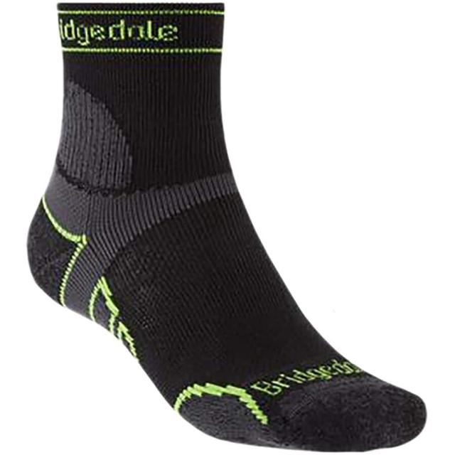 (取寄) ブリッジデール トレイル ラン ライトウェイト T2 メリノ パフォーマンス 3/4 クルー ソック Bridgedale Trail Run Lightweight T2 Merino Performance 3/4 Crew Sock Blackの通販は 8,003円