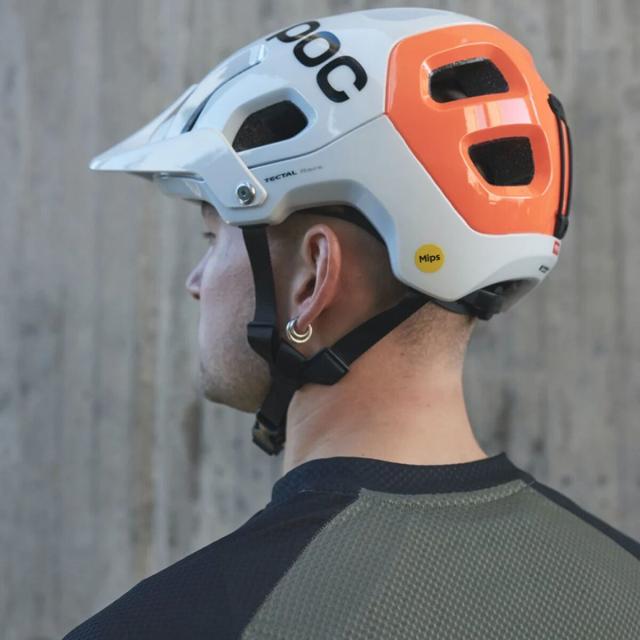 (取寄) POC テクタル レース ミプス NFC ヘルメット POC Tectal Race Mips NFC Helmet Hydrogen White/Fluorescent Orange AVIPの通販は (取寄) POC テクタル レース ミプス NFC ヘルメット POC Tectal Race Mips NFC Helmet Hydrogen White/Fluorescent Orange AVIPの通販は