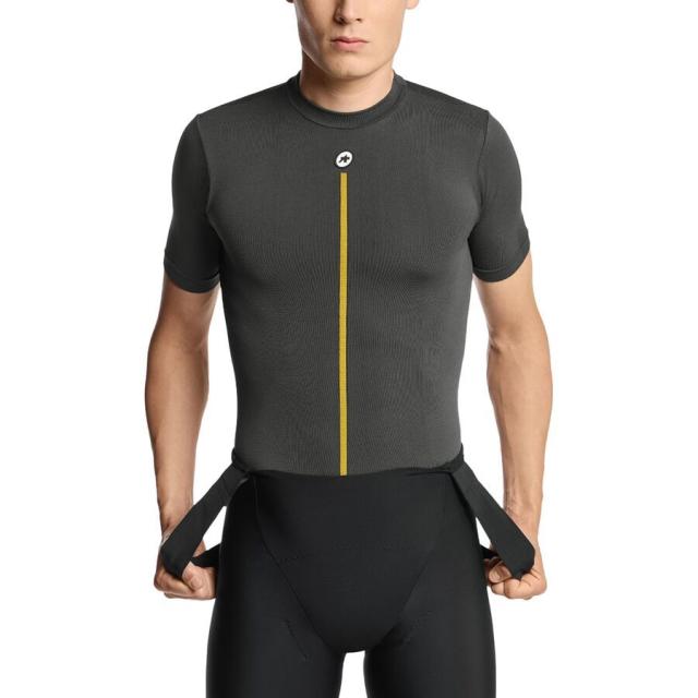 (取寄) アソス メンズ フォール ショートスリーブ スキン レイヤー P1 - メンズ Assos men Fall Short-Sleeve Skin Layer P1 - Men's Anthracite Grey