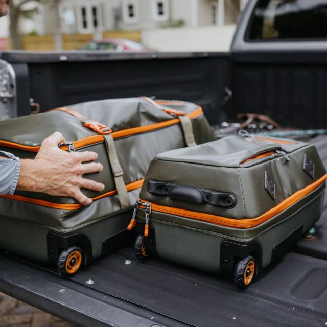 取寄) フィッシュポンド ストームシャドー ラージ ローリング ダッフル