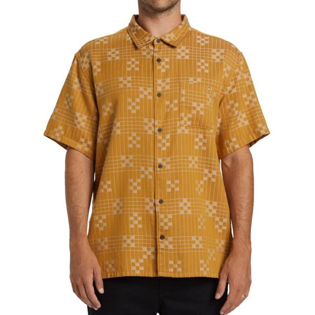 (取寄) ビラボン メンズ サンデーズ ジャカード ショートスリーブ シャツ - メンズ Billabong men Sundays Jacquard Short-Sleeve Shirt - Men's Dijon