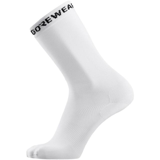 (取寄) ゴアウェア エッセンシャル ソックス GOREWEAR Essential Socks Whiteの通販は 7,344円
