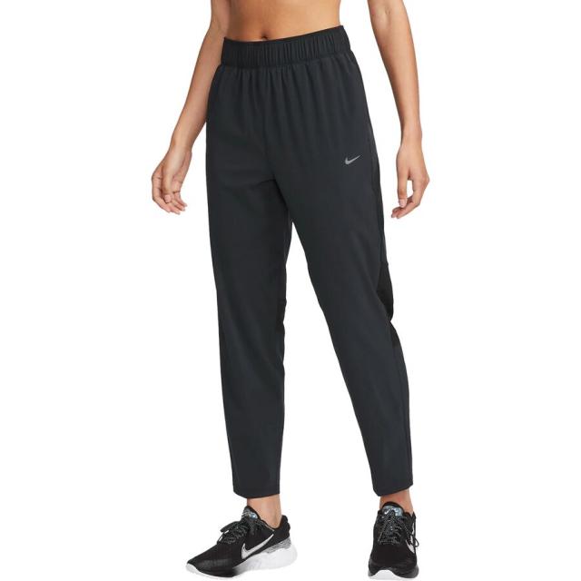 (取寄) ナイキ レディース ファスト ドライ-フィット MR 7/8 パンツ - ウィメンズ Nike women Fast Dri-Fit MR 7/8 Pant - Women's Black/Reflective Silvの通販は 18,098円
