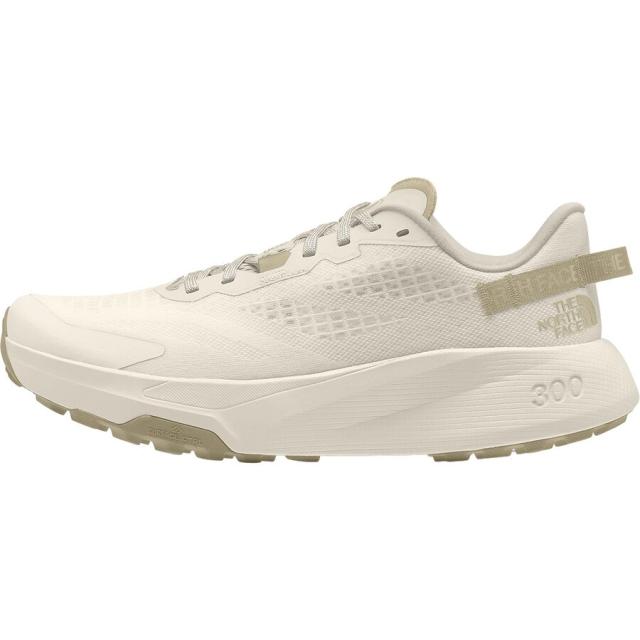 (取寄) ノースフェイス レディース アルタメサ 300 トレイル ランニング シューズ - ウィメンズ The North Face women Altamesa 300 Trail Running Shoe - Women's White Dune/White Duneの通販はランニングシューズ