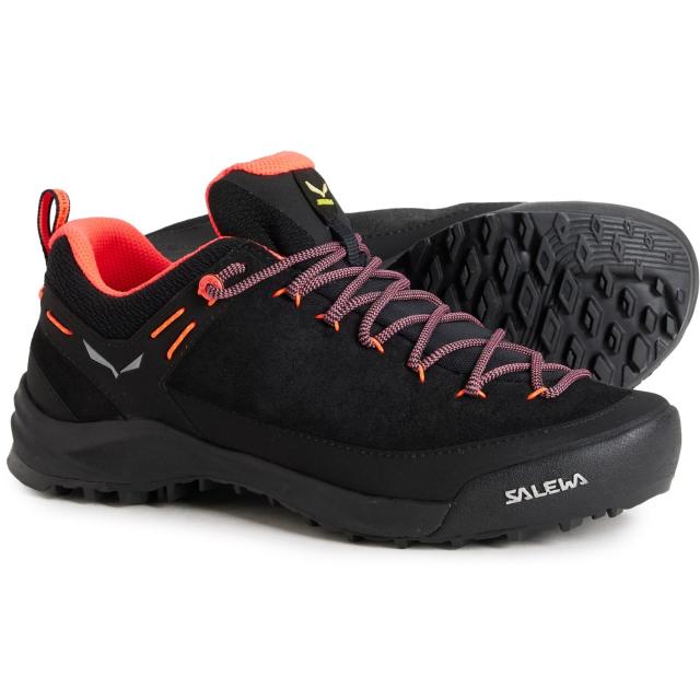 (取寄) サレワ レディース ワイルドファイヤー シューズ Salewa women Wildfire Shoes (For Women)  Black/Fluo Coral