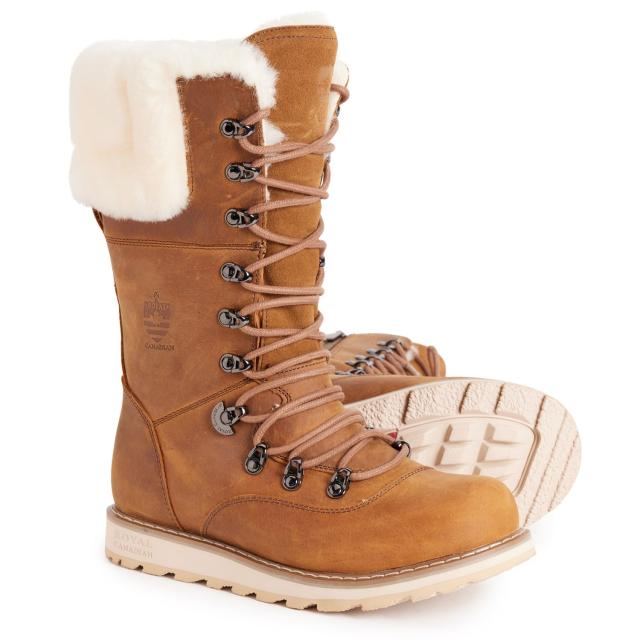 (取寄) ロイヤルカナディアン レディース キャッスルガー シンサレート ウィンター ブーツ Royal Canadian women Castlegar Thinsulate Winter Boots (For Women)  Wheat Brownの通販は