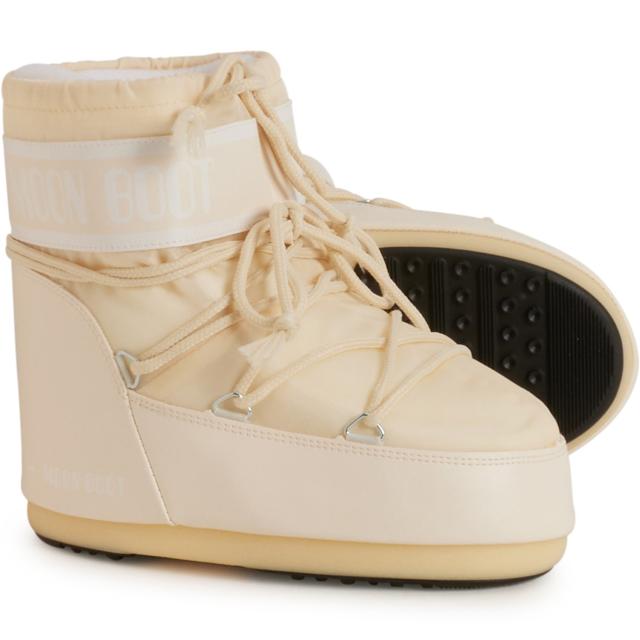 (取寄) レディース メイド イン ヨーロッパ アイコン ロウ ナイロン ブーツ MOON BOOTS women Made in Europe Icon Low Nylon Boots (For Women)  006-Cream