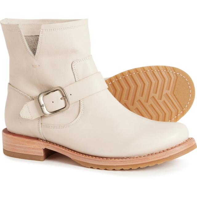 (取寄) フライ レディース ベロニカ ブーティ Frye women Veronica Booties (For Women)  Whiteの通販は