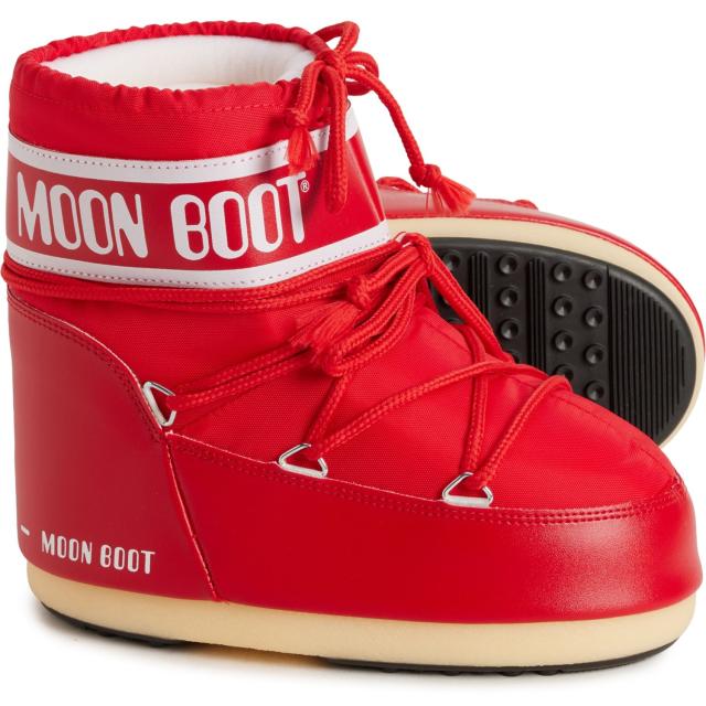 (取寄) レディース アイコン ロウ ナイロン ブーツ MOON BOOTS women Icon Low Nylon Boots (For Women)  009-Red