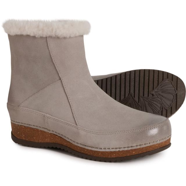 (取寄) ダンスコ レディース ミッツィー コージー ライン ブーティ Dansko women Mitzy Cozy Lined Booties (For Women)  Stoneの通販は