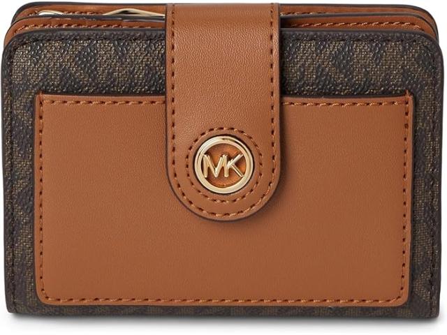 (取寄) マイケルコース レディース MK チャーム スモール タブ コンパクト プコケット ウォレット MICHAEL Michael Kors women Mk Charm Small Tab Compact Pcoket Wallet Brown/Acorn