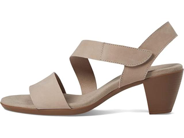 (取寄) マンロー レディース ルシア Munro women Munro Lucia Stoneの通販は