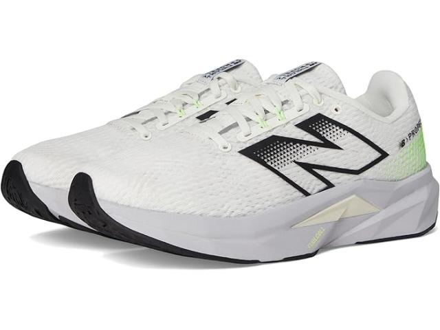 (取寄) ニューバランス レディース フューエルセル プロペル v5 New Balance women FuelCell Propel v5 Sea Salt/Mint Flash/Pearl Grey