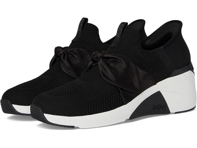 (取寄) スケッチャーズ レディース ア ウェッジ - ハンズ-フリー スリップ-インス SKECHERS women A Wedge - Enzie Hands-Free Slip-Ins Black/White