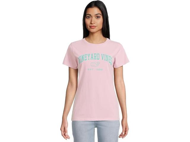 (取寄) ヴィンヤードヴァインズ レディース ドリフト ダイ ヘリテージ アーチ ロゴ ショートスリーブ ティー Vineyard Vines women Drift Dye Heritage Arch Logo Short-sleeve Tee Summer Mauve