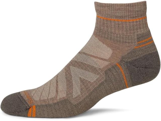 (取寄) スマートウール メンズ ハイク ライト クッション アンクル ソックス Smartwool men Hike Light Cushion Ankle Socks Fossil/Chestnutの通販は 7,276円