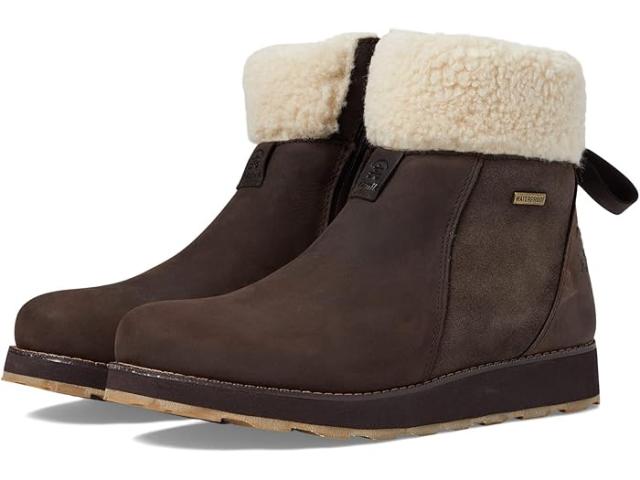 (取寄) カミック レディース エリアル F ジップ Kamik women Ariel F Zip Dark Brownの通販は 24,807円