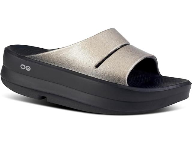 (取寄) ウーフォス レディース オメガ ウーアー ラグゼ スライド OOFOS women OOFOS OOmega OOahh Luxe Slide Latte