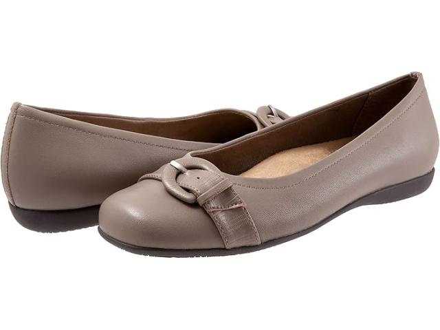 (取寄) トロッターズ レディース シルビア Trotters women  Sylvia Taupeの通販は