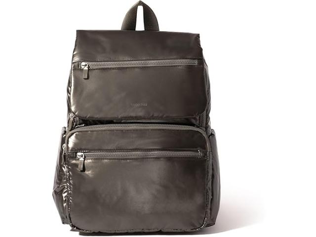 (取寄) バッガリーニ レディース ゴー トゥ ラップトップ フラップ バックパック Baggallini women Baggallini Go To Laptop Flap Backpack Gunmetal Puffの通販は