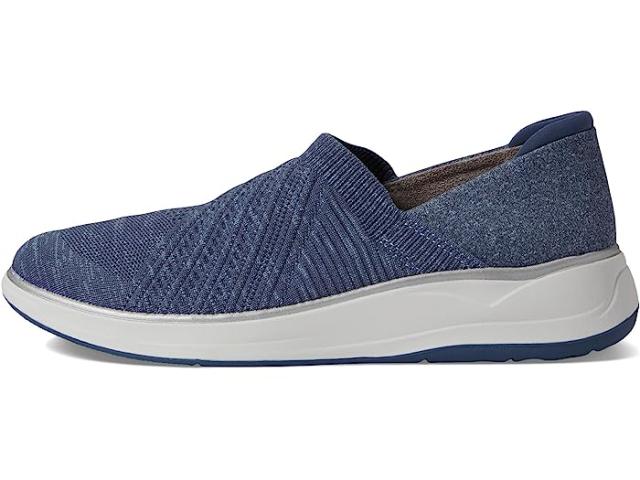 (取寄) ビジーズ レディース トライアンフ Bzees women Bzees Triumph Ash Blue Fabricの通販は