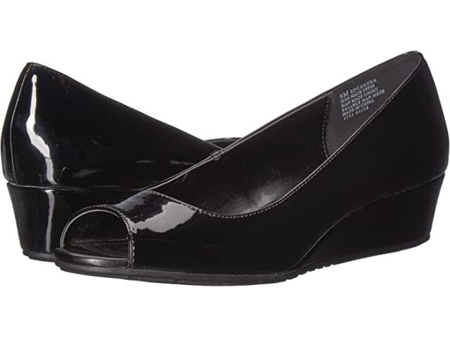 (取寄) バンドリーノ レディース チャンドラ Bandolino women  Candra Black Patent Sleek Patent PUの通販は
