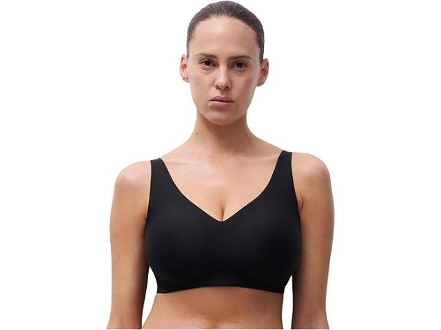 (取寄) シャンテル レディース ソフト ストレッチ V-ネック ワイヤレス サポート ブラ Chantelle women Soft Stretch V-Neck Wireless Support Bra Black