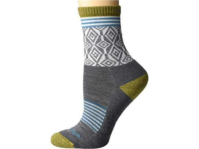 (取寄) ダーンタフバーモント レディース ソボ ミクロ クルー ライトウェイト ウィズ クッション Darn Tough Vermont women  Sobo Micro Crew Lightweight with Cushion Grayの通販は