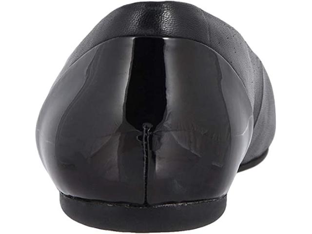 (取寄) ソフトウォーカー レディース ソノマ キャップ トゥ SoftWalk women  Sonoma Cap Toe Black Soft Napa/Patentの通販は