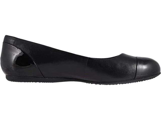 (取寄) ソフトウォーカー レディース ソノマ キャップ トゥ SoftWalk women  Sonoma Cap Toe Black Soft Napa/Patentの通販は