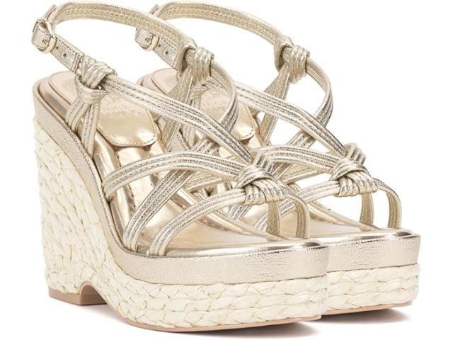 (取寄) ヴィンスカムート レディース  Vince Camuto women Vince Camuto Delyna Light Goldの通販は 27,398円