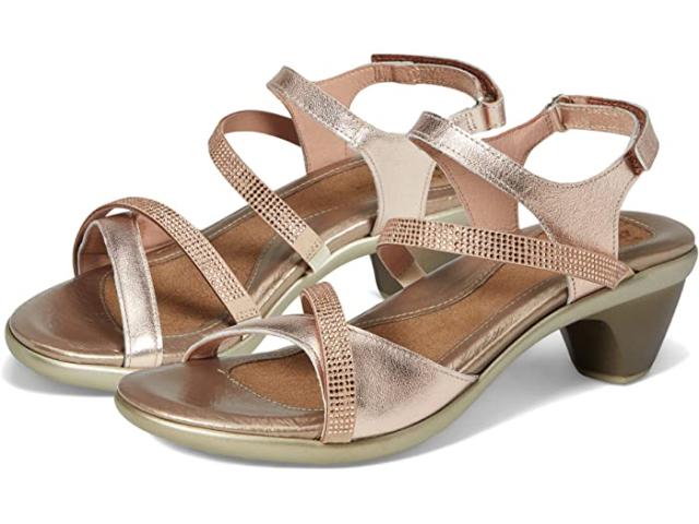 (取寄) ナオト レディース イノベイト Naot women Naot Innovate Soft Rose Gold Leather/Rose Gold Rhinestones