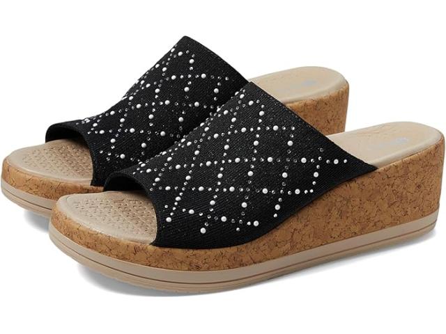 (取寄) ビジーズ レディース ロイヤル ウェッジ サンダル Bzees women  Wedge Sandals Black Shimmer