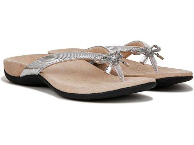 (取寄) バイオニック レディース ベラ VIONIC women VIONIC Bella Aluminum Ribbed Metalの通販は