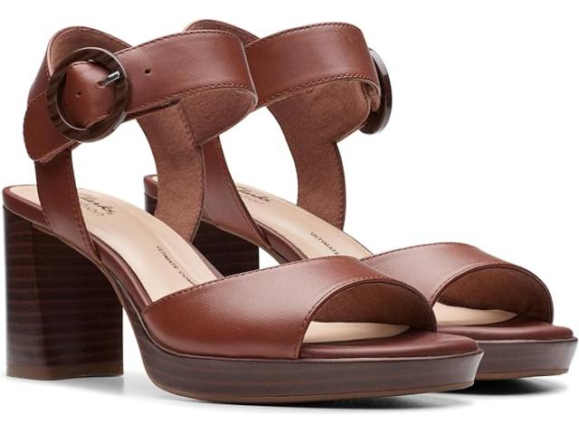 Eschenbach オペラグラス ドレスデン 倍率3倍 25口径 ミッドナイトブルー 4441-1 ESCHENBACH オペラグラス フィガロ 倍率3倍 25口径 パールゴールド